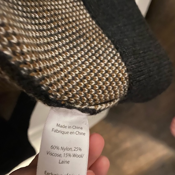 Dark Academia vibes long cardigan; plaid chunky-knit: PSL perfection! - Picture 4 of 4